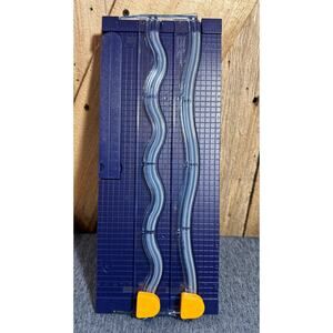 Creative Memories 12" Decorative Trimmer Curvy Trimmer Wavy Lines Paper Cutter